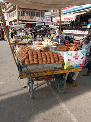 Hawker's selling eatables on street outside "Sardar Square" in Jodhpur.