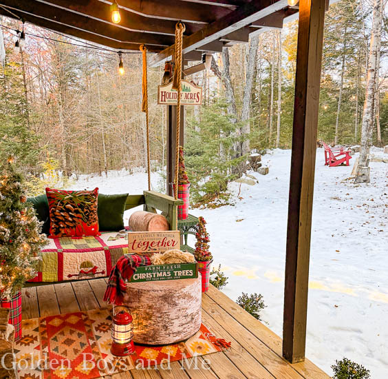 Porch at Mountain Cabin with Christmas Decor - www.goldenboysandme.com