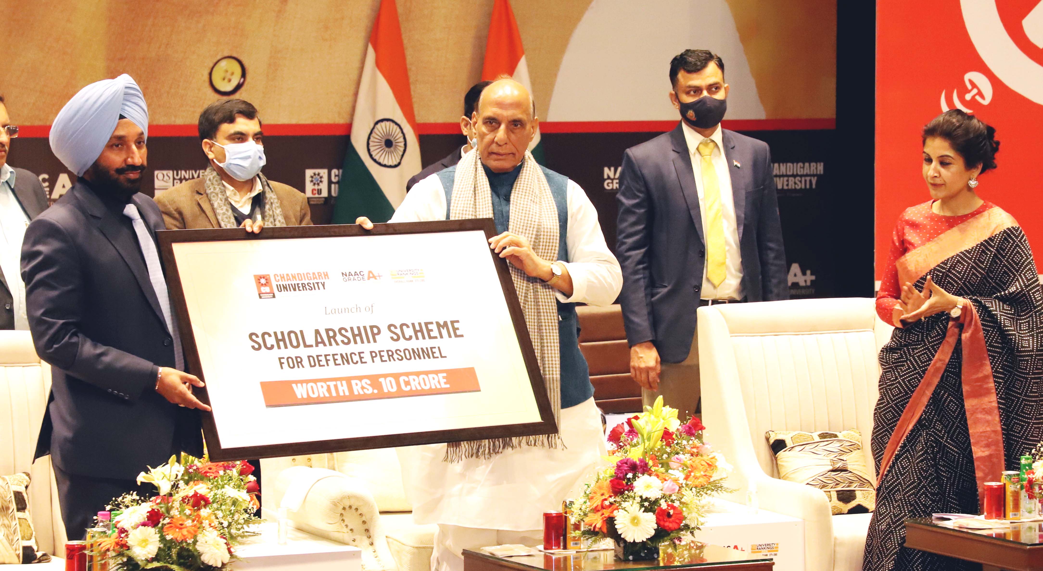 Union Defence Minister Shri Rajnath Singh along with Chandigarh University Chancellor, Satnam Singh Sandhu launching the Defence Scholarship Scheme for the wards of Defense Personals at University Campus.