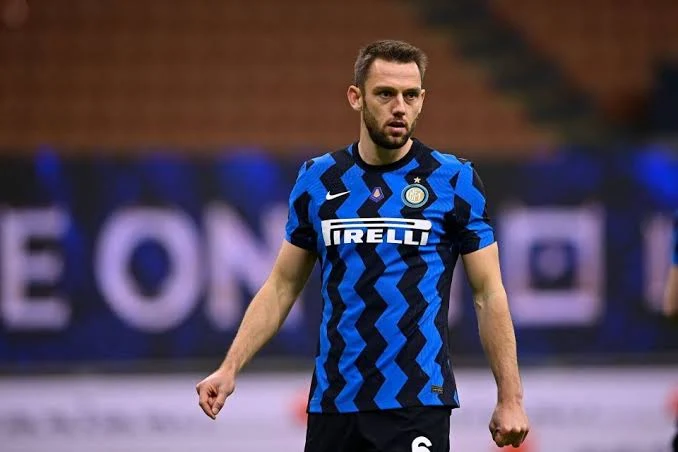 Inter Defender De Vrij Leaves Dutch Training Camp After Picking Up Injury