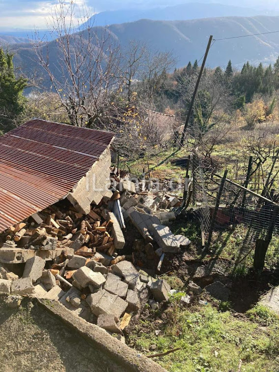 Φθιώτιδα: Κατέβηκε το βουνό στη Μερκάδα – καταστροφές σε σπίτια και αποθήκες (φωτογραφίες)