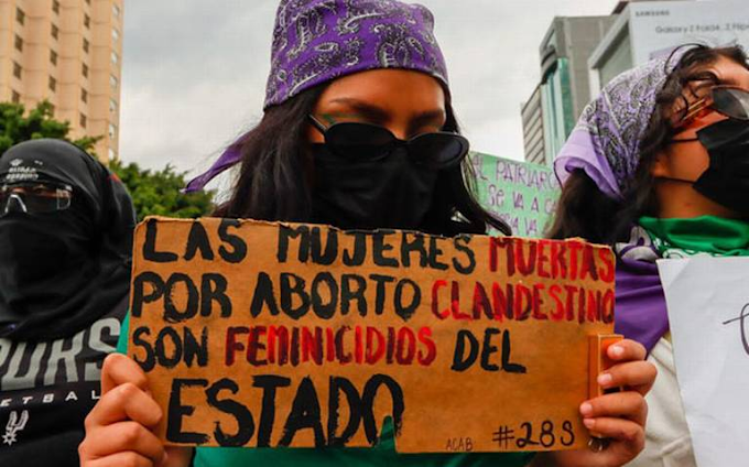 Proponen apoyo psicológico por tres meses a mujeres que quieran abortar