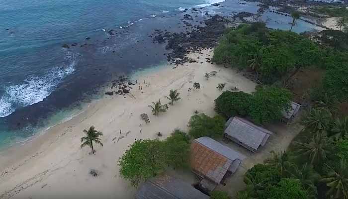 Pantai di Kalianda