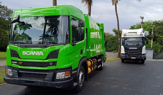 Scania destaca caminhões e ônibus movidos a gás em evento no estado de São Paulo