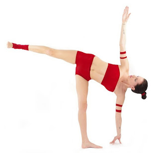 Ardha Candrāsana; Yarım ay Ardha Candrāsana; Yarım ay