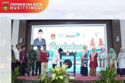 Pemko Bukittinggi Gelar Sekolah Keluarga Angkatan V dan Sekolah Lansia