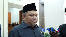 Rapat Paripurna ke-6 DPRD Kabupaten Sukabumi Tahun 2025: Pengesahan Raperda dan Laporan Reses