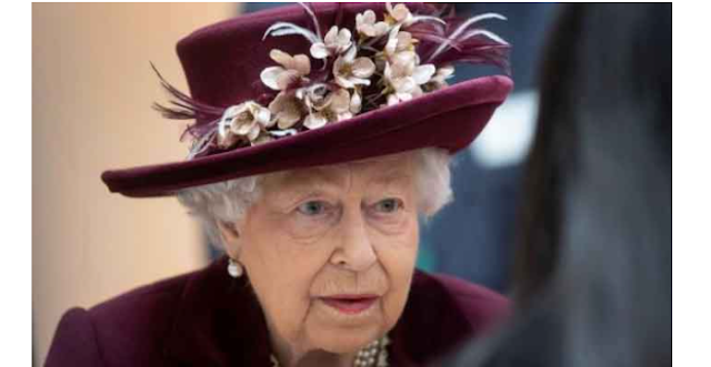 Queen Elizabeth's Cousin Returns Kremlin Honors As He Comes Under Pressure