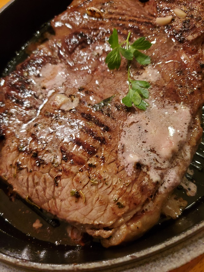 steak with chianti butter