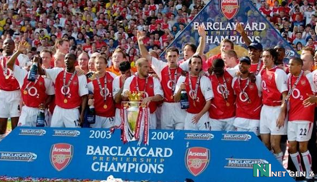 Arsenal (48 trophies)