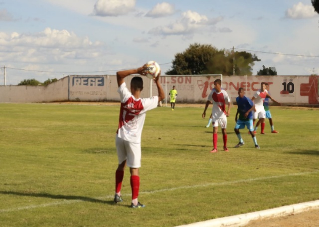 Capim Grosso e Serrolândia disputarão o título da Copa Jacuípe 2021