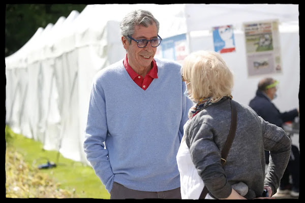 Les bracelets électroniques du couple Balkany retirés pour une folle raison