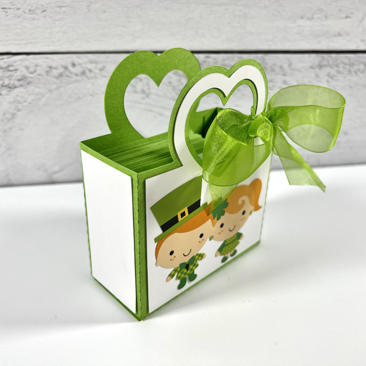 St Patrick's Day matching game craft project