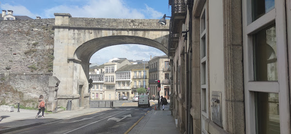 Puerta de la Estación en la muralla de Lugo