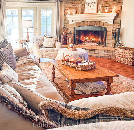 Cozy winter decor in family room with Ikea sectional Farlov - www.goldenboysandme.com