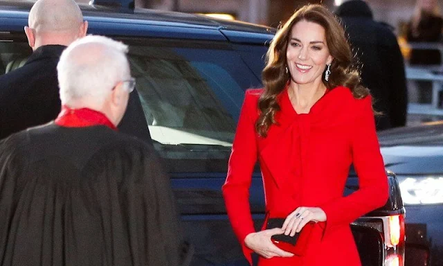 Kate Middleton in red Catherine Walker coat, Princess Beatrice in Fold wool coat, Princess Eugenie in Chloe green cape. Zara Tindall