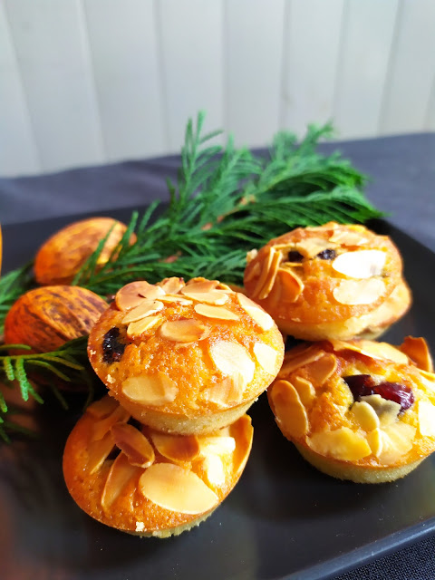 French Food Friday - Mini Mandarin and Cranberry Friands