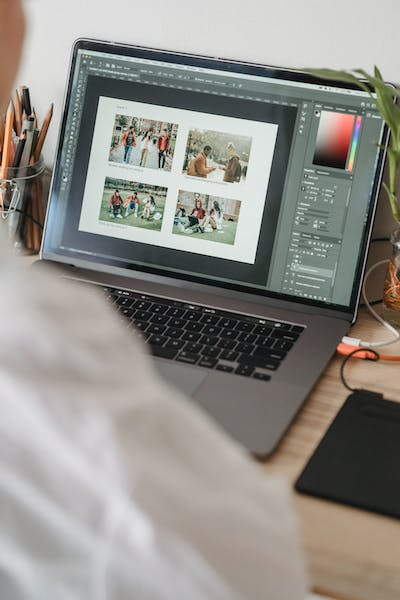 A Beginner’s Guide To Earning Money Online Through Online Photography.