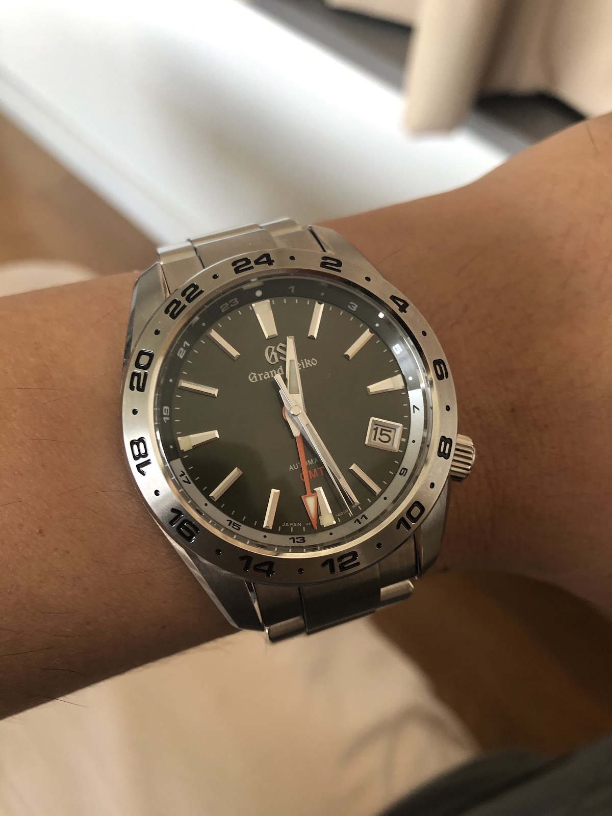 My Eastern Watch Collection: Grand Seiko Sport Collection Automatic GMT  SBGM247G (similar to SBGM245G) - The Right Size, A Review (plus Video)