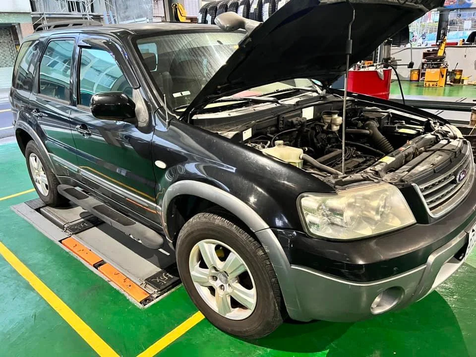 Ford Escape 收車 高價收車 找中古車商收車透過車換車方式有哪些優點和缺點呢 ?  貸款中的車也能車換車嗎? 二手車之車換車祕密大公開