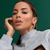 Anitta sofre queimadura no rosto por água-viva; veja foto"Uma dor que nunca senti na vida"