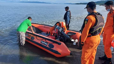 Terseret Arus Sungai, Warga Sindue Tobata Dalam Pencarian Tim SAR