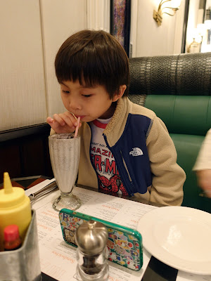 Main Street Deli, American diner at Langham Hotel HK - Cookie n Cream Milkshake