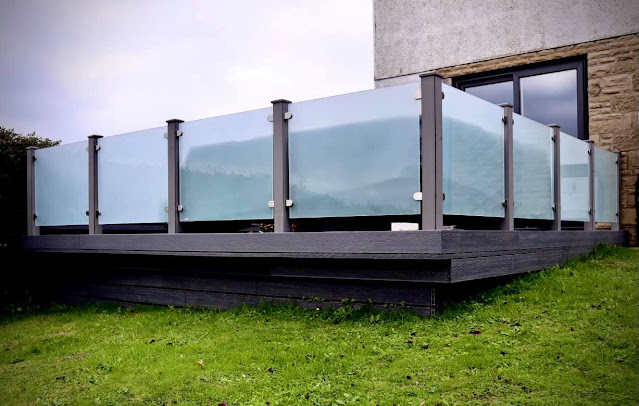 Privacy glass deck