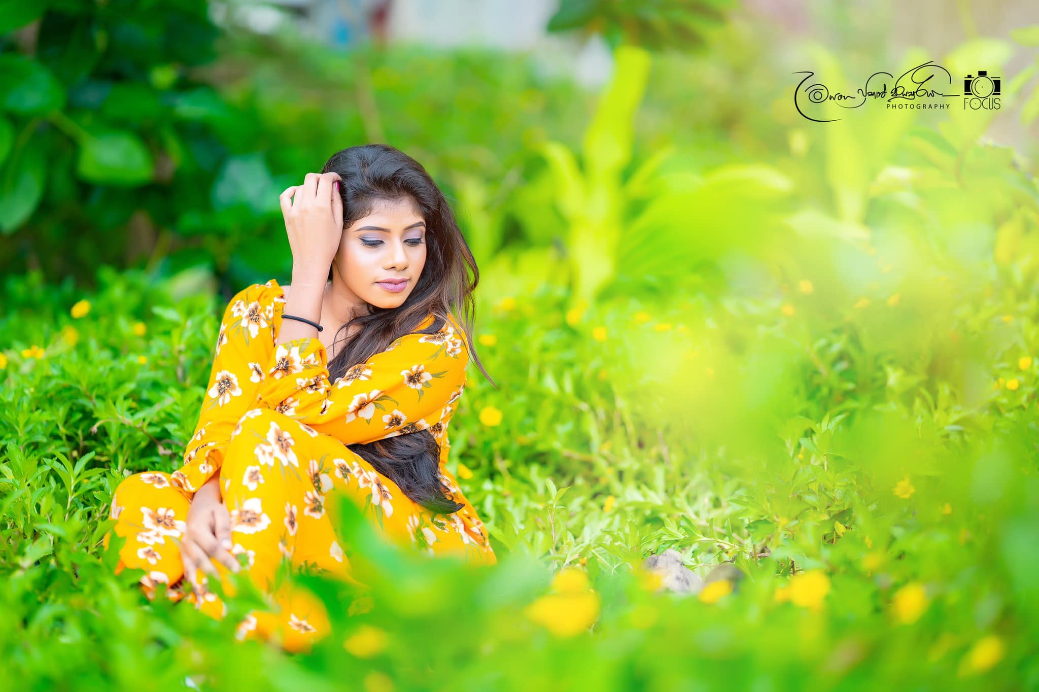 sexy hot big boobs sizzling Sri Lankan girl enjoying