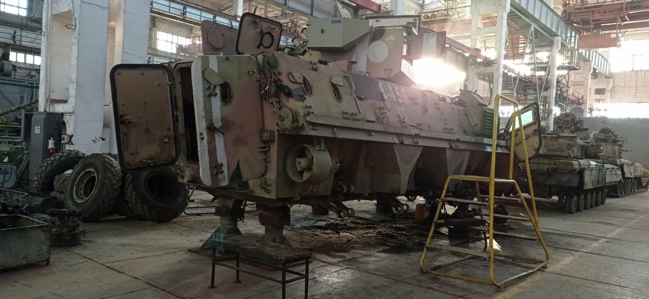 Харківський бронетанковий завод розпочав освоєння ремонту БТР-4