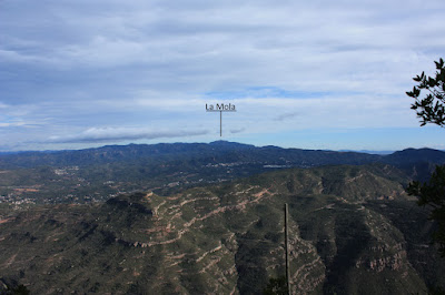 MONESTIR DE MONTSERRAT - CREU I ERMITA DE SANT MIQUEL - PLA DELS SOLDATS - SANTA COVA, Serra de l'Hospici i La Mola al parc natural de Sant Llorenç de Munt i l'Obac