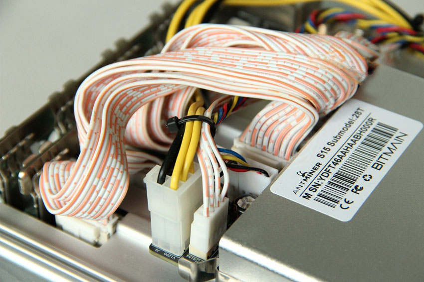 miner data cable connection