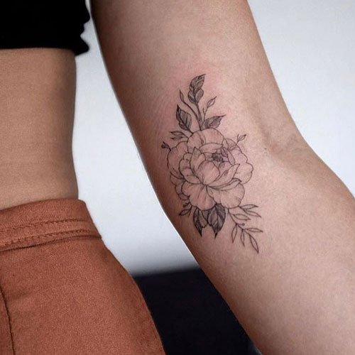 Tatuagens femininas no braço - 18 fotos para se inspirar