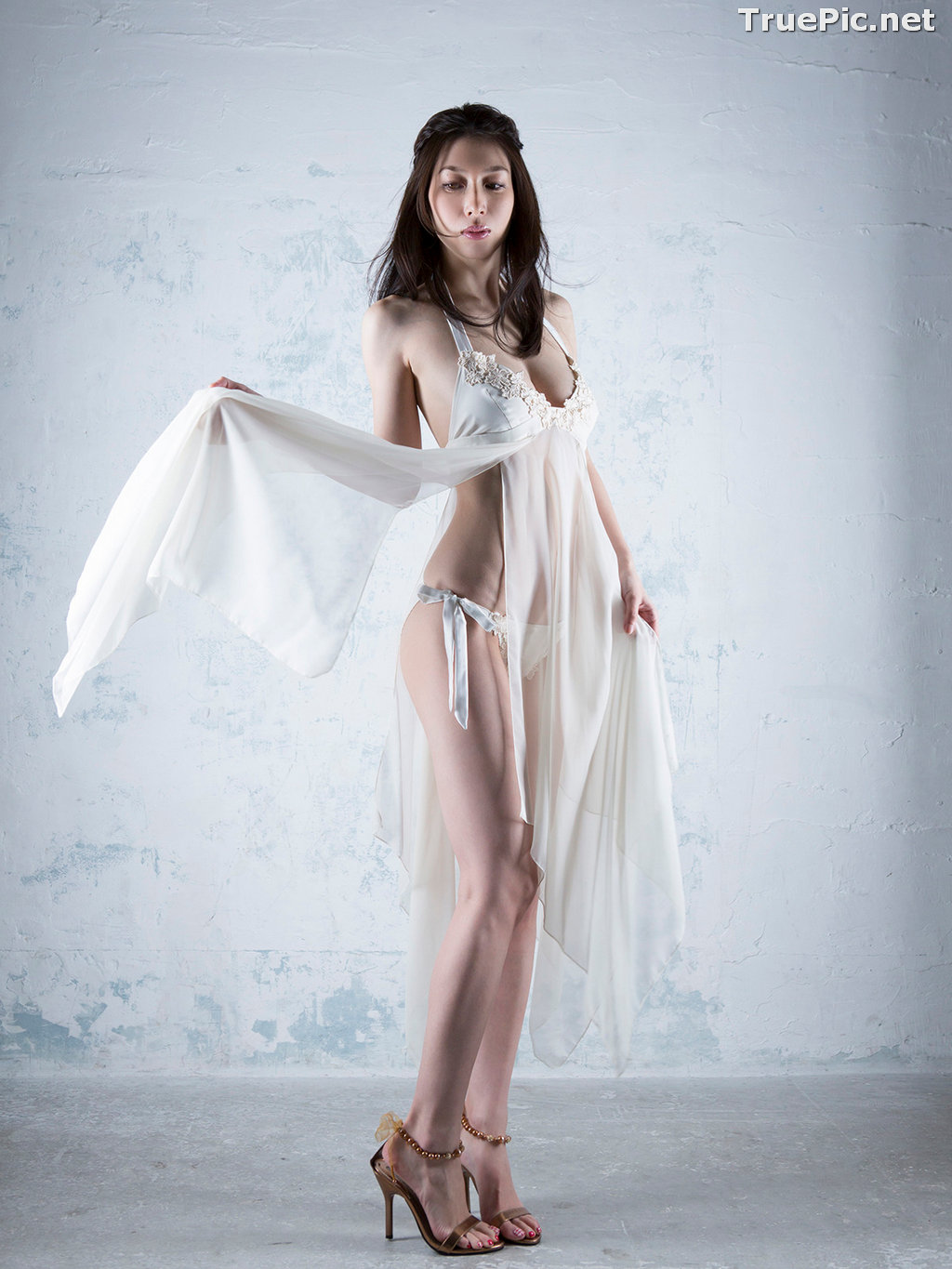 Image Japanese Model - Emi Kobayashi (小林恵美) - BLACK&WHITE - TruePic.net (101 pictures) - Picture-27