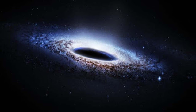 Buracos negros no espaço sideral