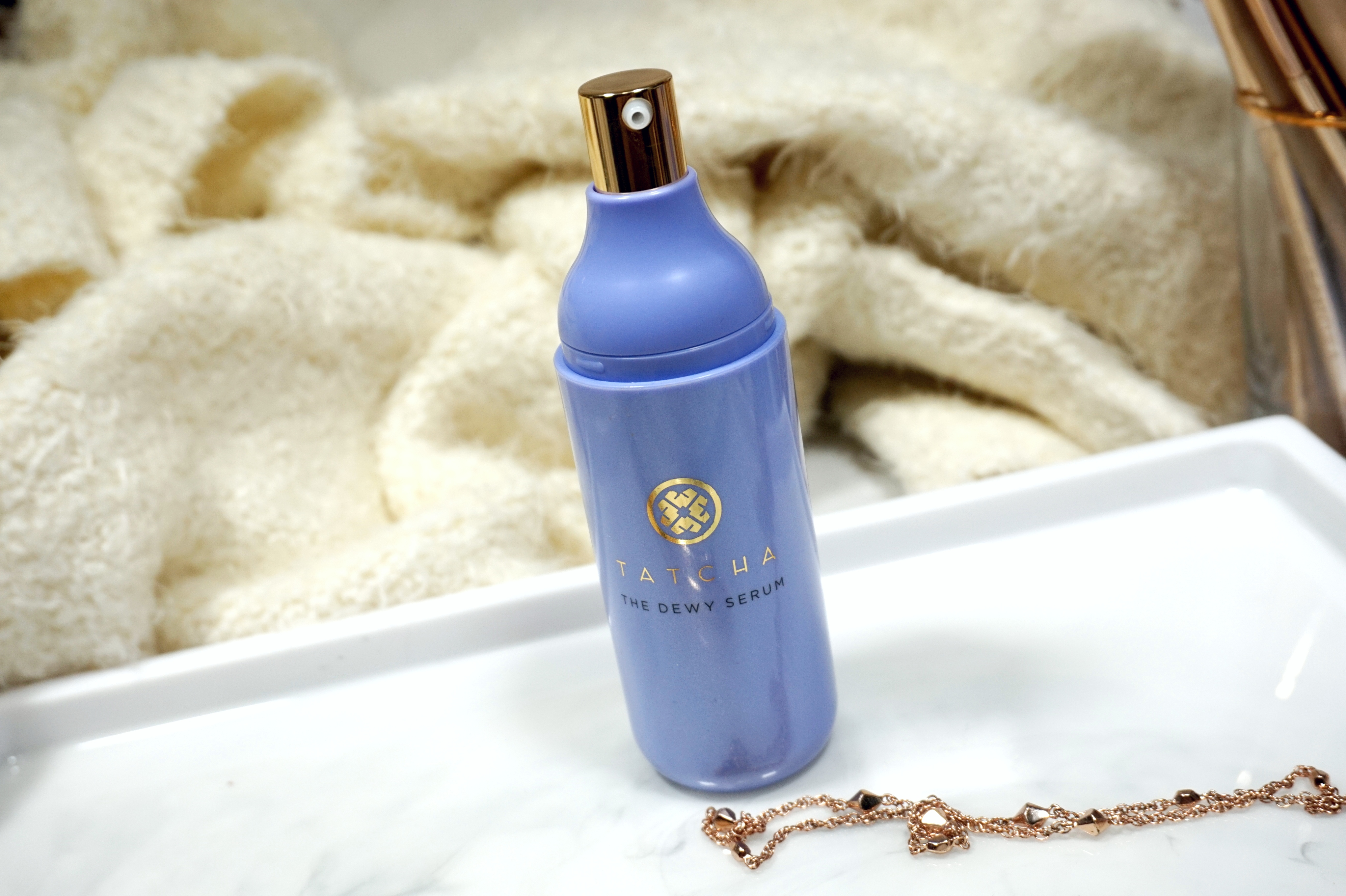 Tatcha The Dewy Serum Resurfacing and Plumping Treatment Review