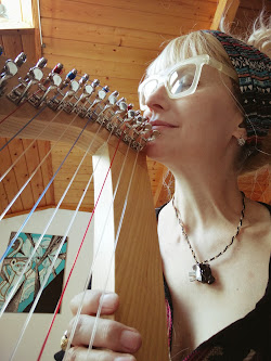 ENRICA MERLO CELTIC LYRE