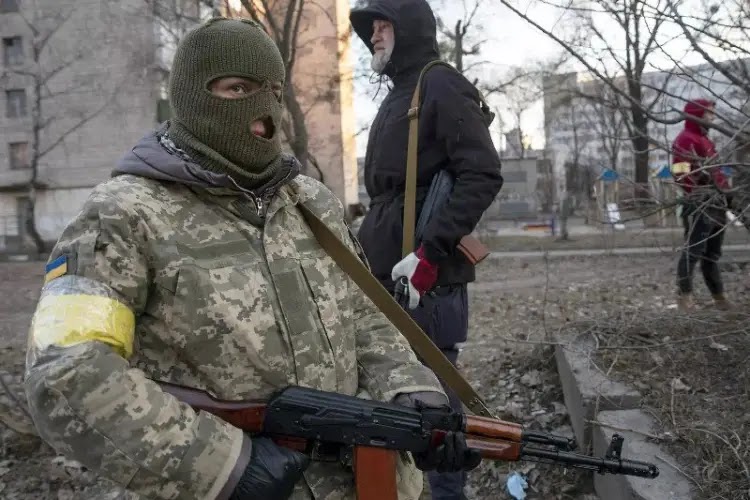 Russia strikes "mercenaries" in Ukraine
