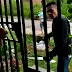 Vídeo: Homem é preso após tentar invadir casa de ex com faca para matá-la no interior do AM