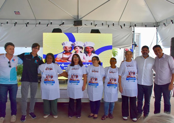 Deputado Roosevelt celebra a inauguração de curso de qualificação para padeiros e confeiteiros em Ceilândia