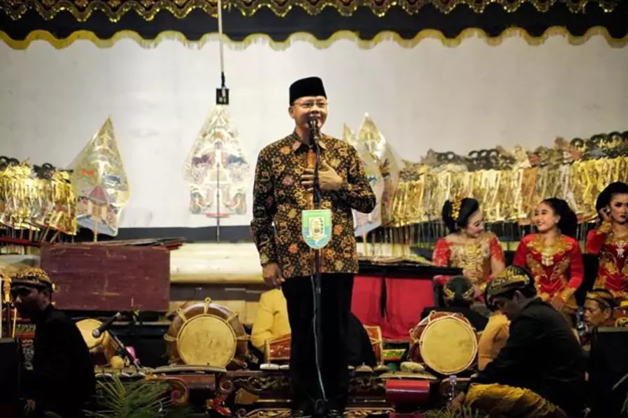 Gubernur Rohidin Loyalitas Lestarikan Seni Budaya Lokal