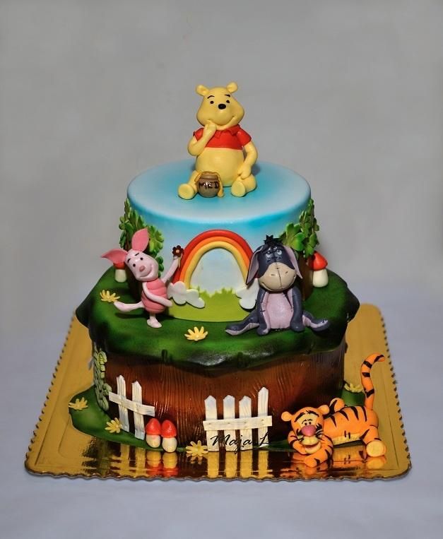 winnie the pooh cake