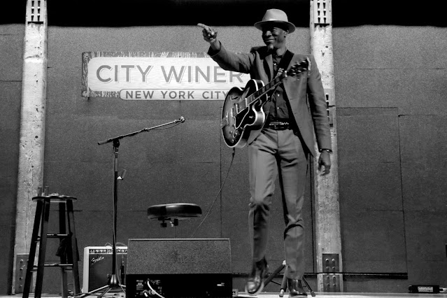 Keb' Mo' at City Winery on May 5