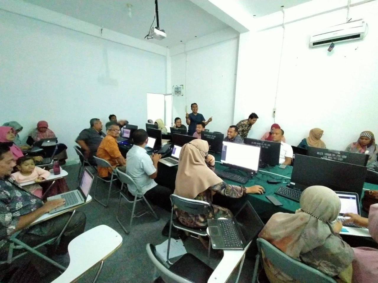 Universitas Serambi Mekkah Gelar Pelatihan E-Learning untuk Perkuat Sistem Pembelajaran