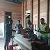 Babinsa Koramil 01/Sikabalua mengajak masyarakat inovasi pembuatan umpan dari bahan kayu 