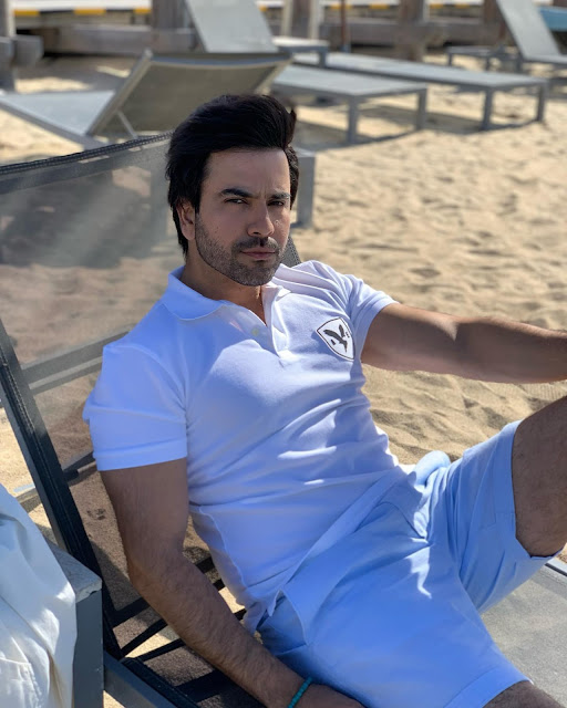 Junaid Khan’s Recent Vacation Pictures From Dubai