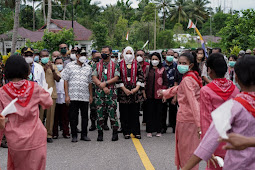 Bambang Ismawan Tinjau Serbuan Vaksin dari Kodam Pattimura di SBB