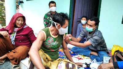 Capai Target 70 Persen, Tim Vaksinasi Kecamatan Cigemblong Laksanakan Vaksinasi Malam Hari