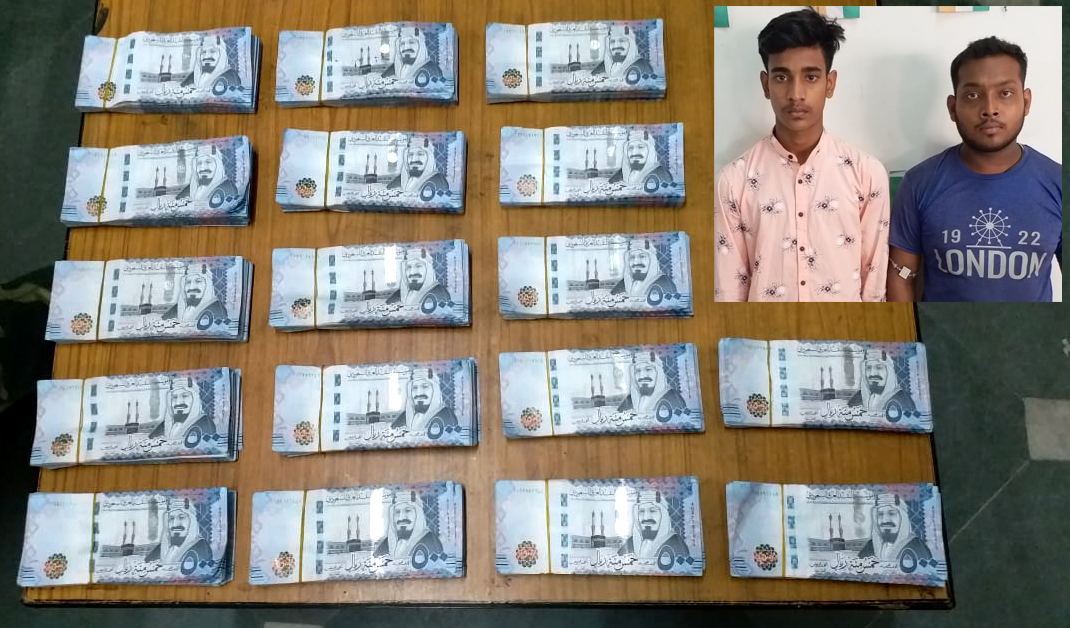 Foreign-currency-recovered-in-Petrapole