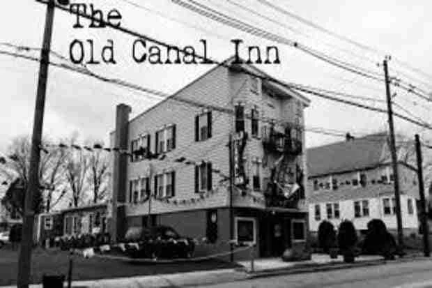 Old Canal Inn في Nutley
